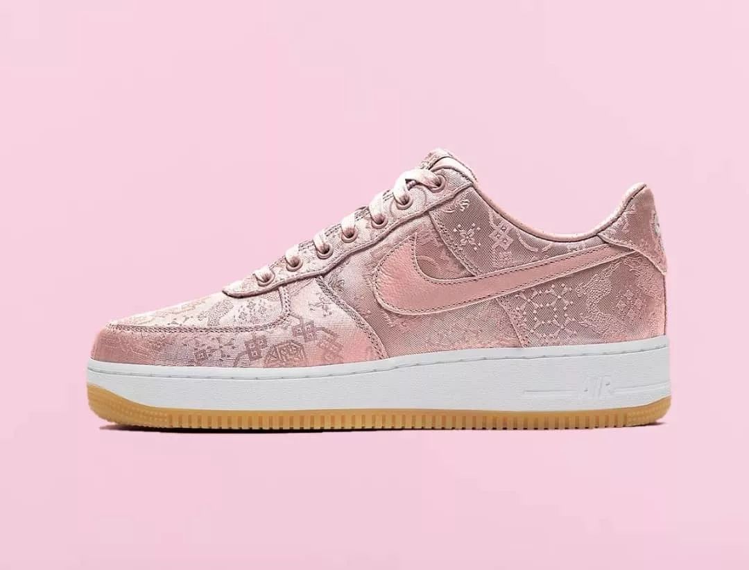 yeezy新款2023,yeezy首发哪一年