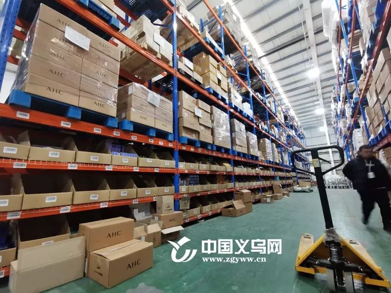 太方便了!从自家门口发货,海淘最快当天收到!为义乌的这项业务点赞