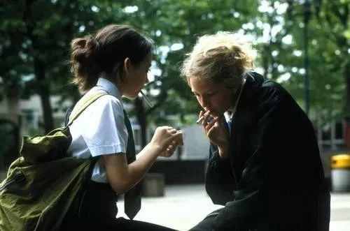 父母毁了亲子关系,父母毁掉亲子关系