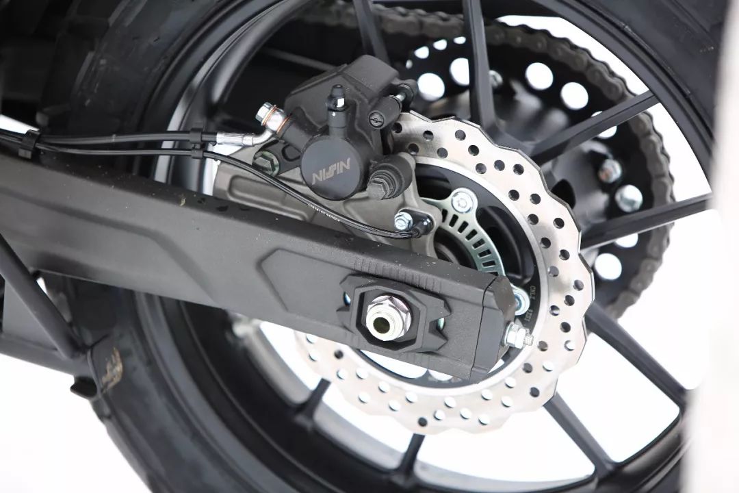 无极650gs拉力车,呆子隆鑫无极650拉力评测