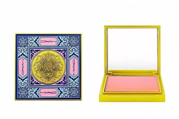 “白化病姐妹”逆袭时尚界；MAC“砸”故宫招牌？阿里“无隐私”大厦...「设计烩报296期」