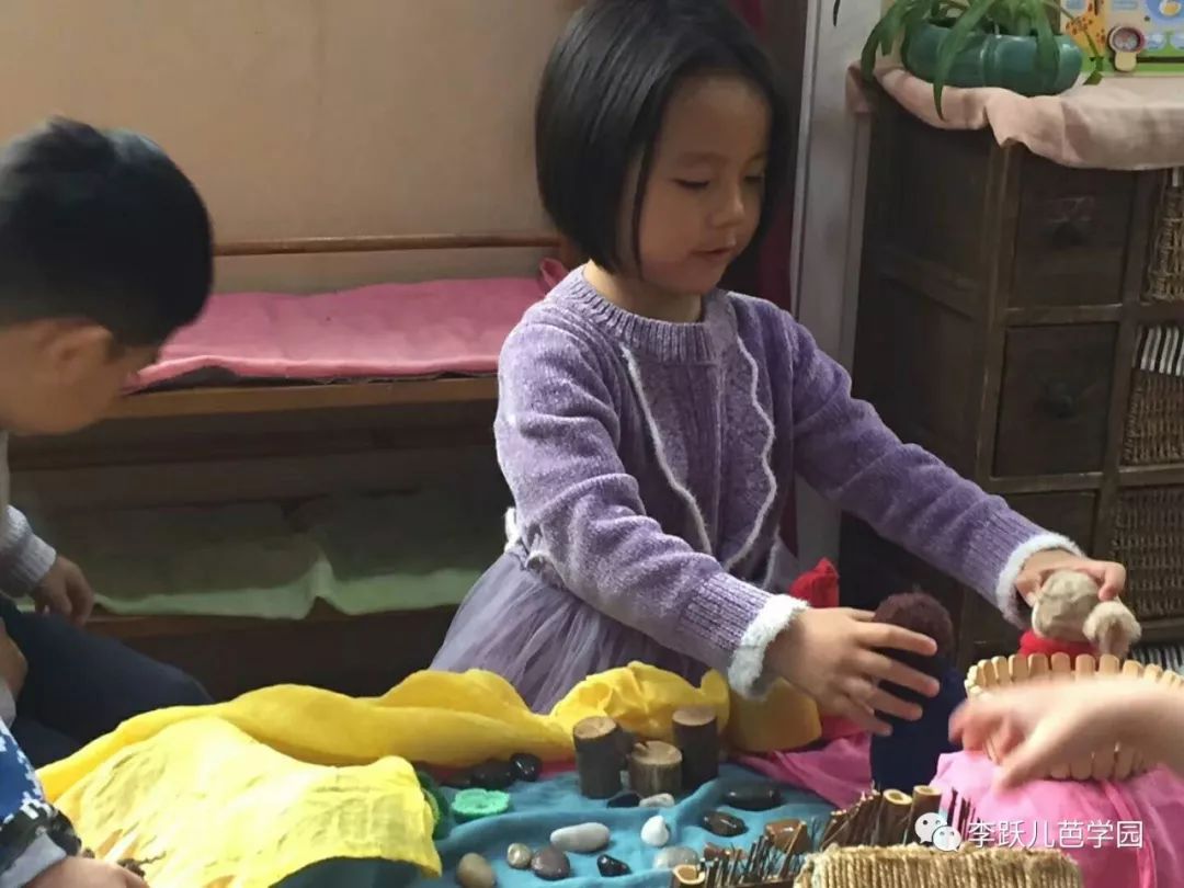 李跃儿芭学园收费标准2021年,李跃儿芭学园