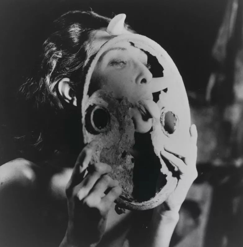 她用裸体创作，还能摆脱“女权”标签吗？