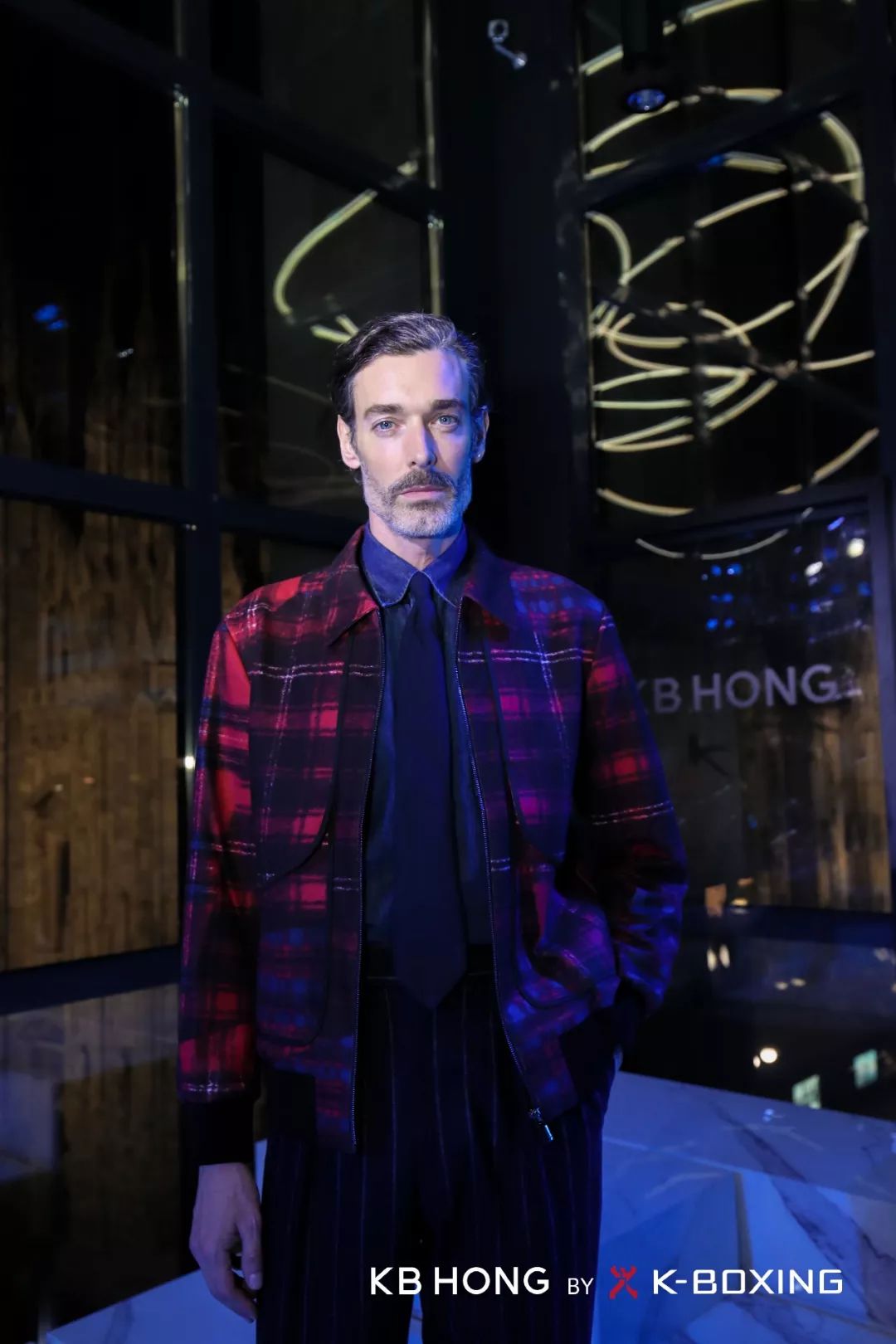 27岁律师跳槽走秀，35岁成首席男模：会穿的男人到底多有魅力？