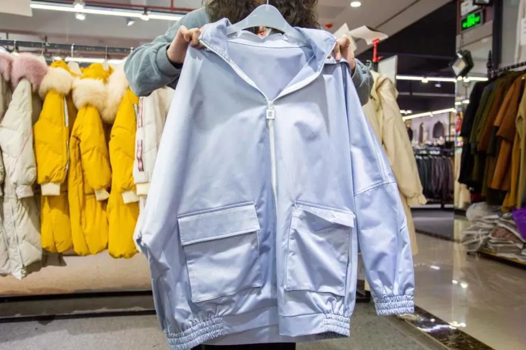 羽绒服装清仓,爆款羽绒服全场1元起