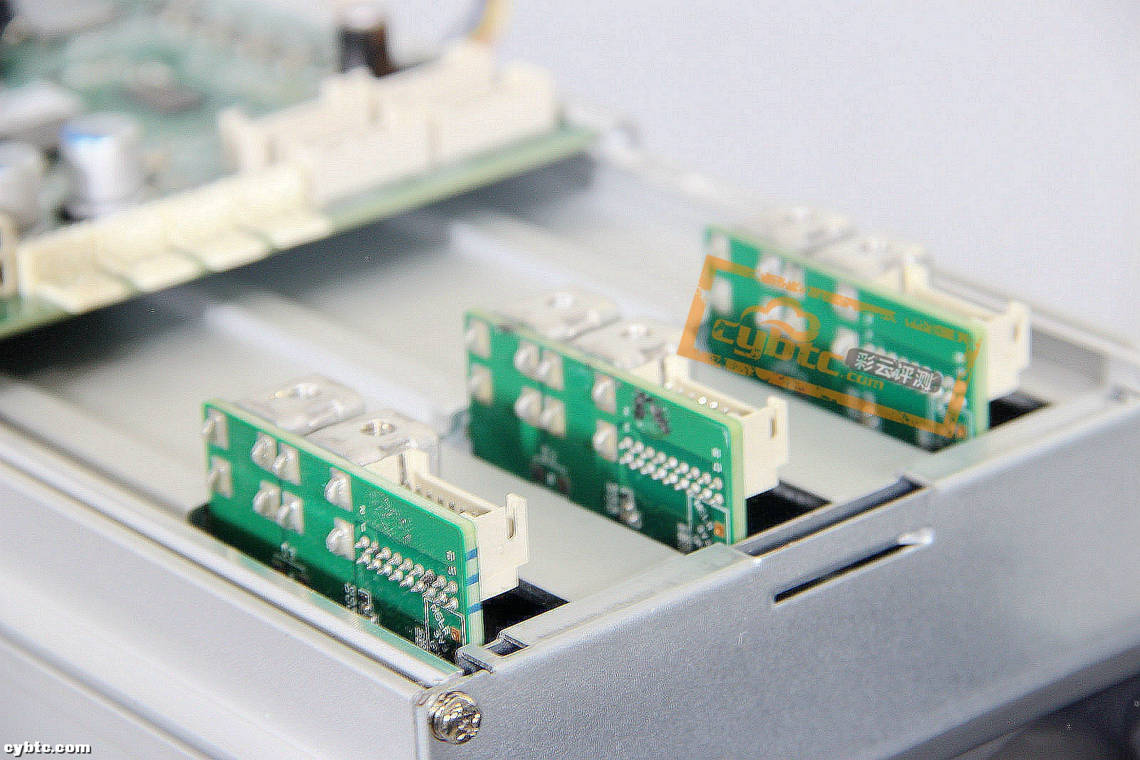 彩云评测|比特大陆旗舰*币特比**矿机蚂蚁S17+76T