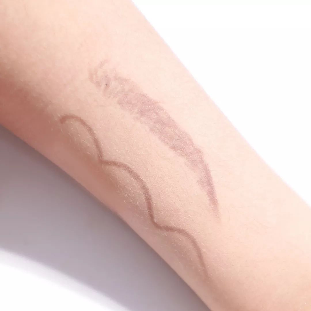 李佳琦推荐网红眉笔,网红防水眉笔