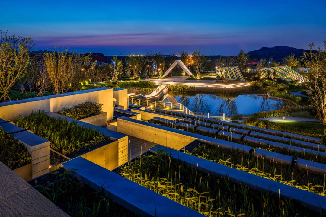 致广大尽精微方可成事,致广大而尽精微的视频