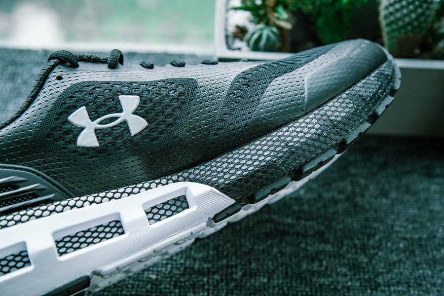 underarmourhovrhavoc2瀹炴垬娴嬭瘯,underarmourhovrphantomboot娴嬭瘎