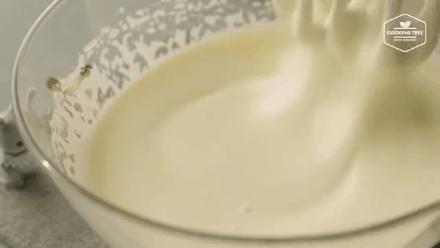 闲着也是闲着好好找点事情做,周末自己做蛋糕