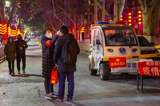 看！郑州基层干部的“千方百计”来自郑州市基层一线的疫情防控工作法