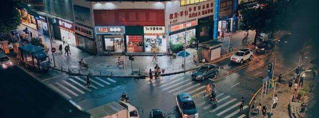 手机壳金属好还是钢化玻璃好,手机壳好还是手机膜好