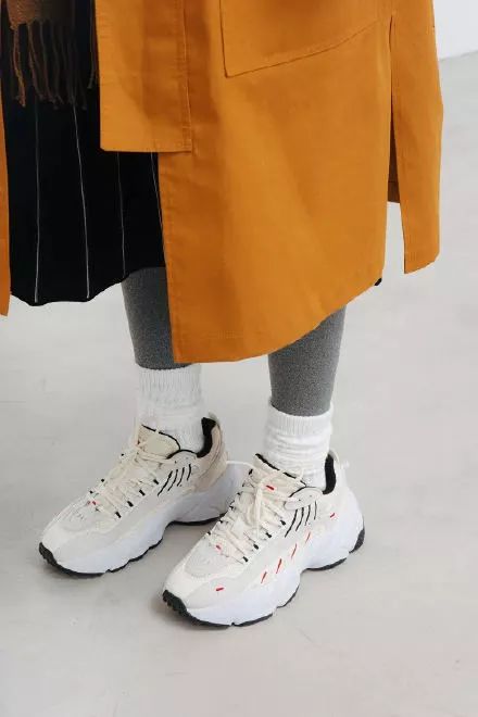 潮流范丨隔空约会时讨论一下你们穿哪双鞋碰面？我是肖战同款