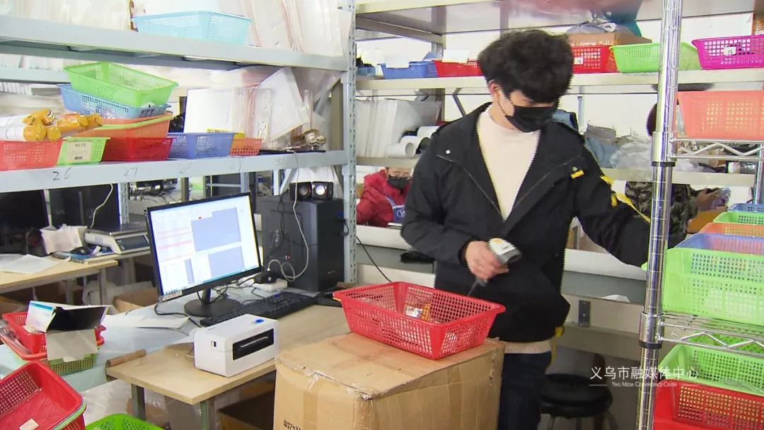帮忙代购、上门揽件，义乌这群房东太给力了