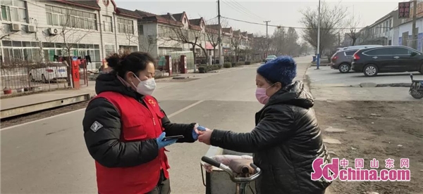 战疫路上有一种担当叫巾帼文明岗,巾帼不让须眉战役一线勇作为