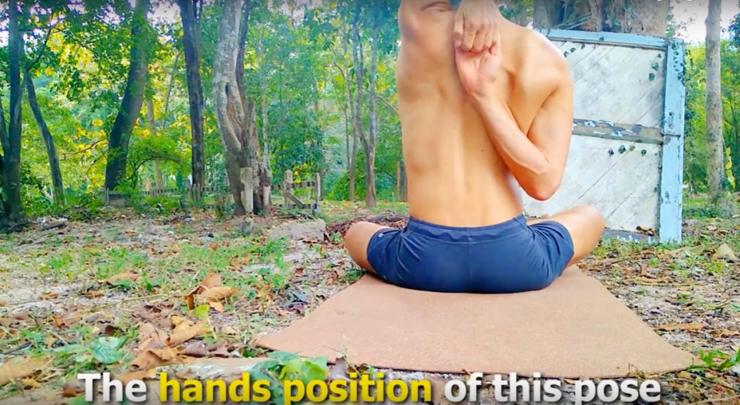 最简单的瑜伽动作2分钟完成,简单又基本的瑜伽动作