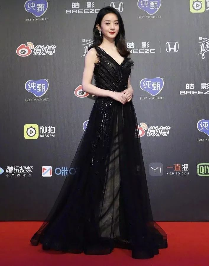 赵丽颖新剧被吐槽年纪大扮嫩,33岁赵丽颖依然少女感十足