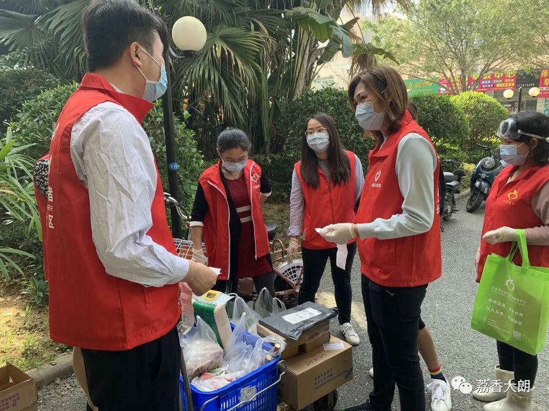 东莞“楼嫂”“袋鼠妈妈”…你身边有这样一群人吗？