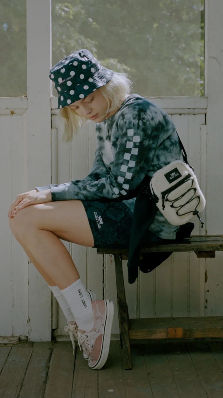 kfc联名鞋子,kfc炸鸡联名