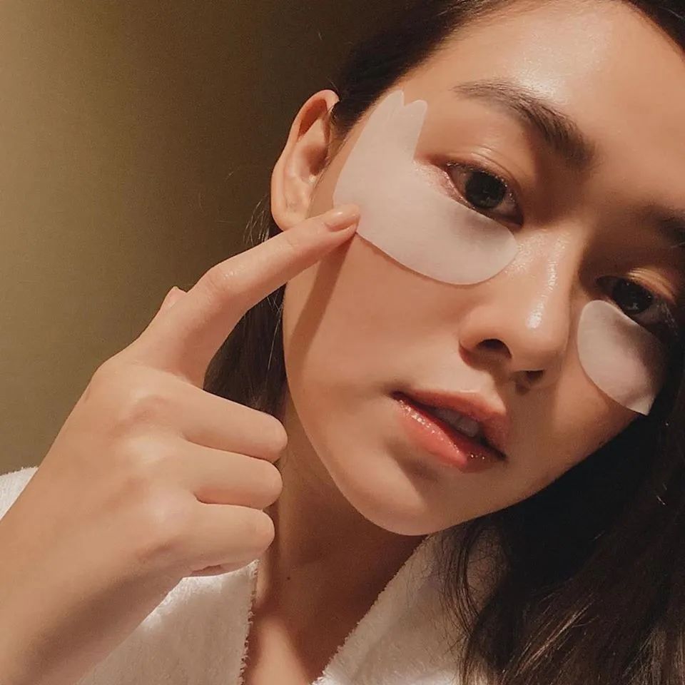 黄金面膜类蛇毒眼膜,日本蛇毒眼膜去眼袋