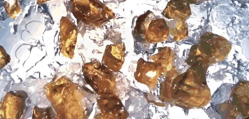 寻香|五彩斑斓的黑算什么,来见识一下五光十色的白