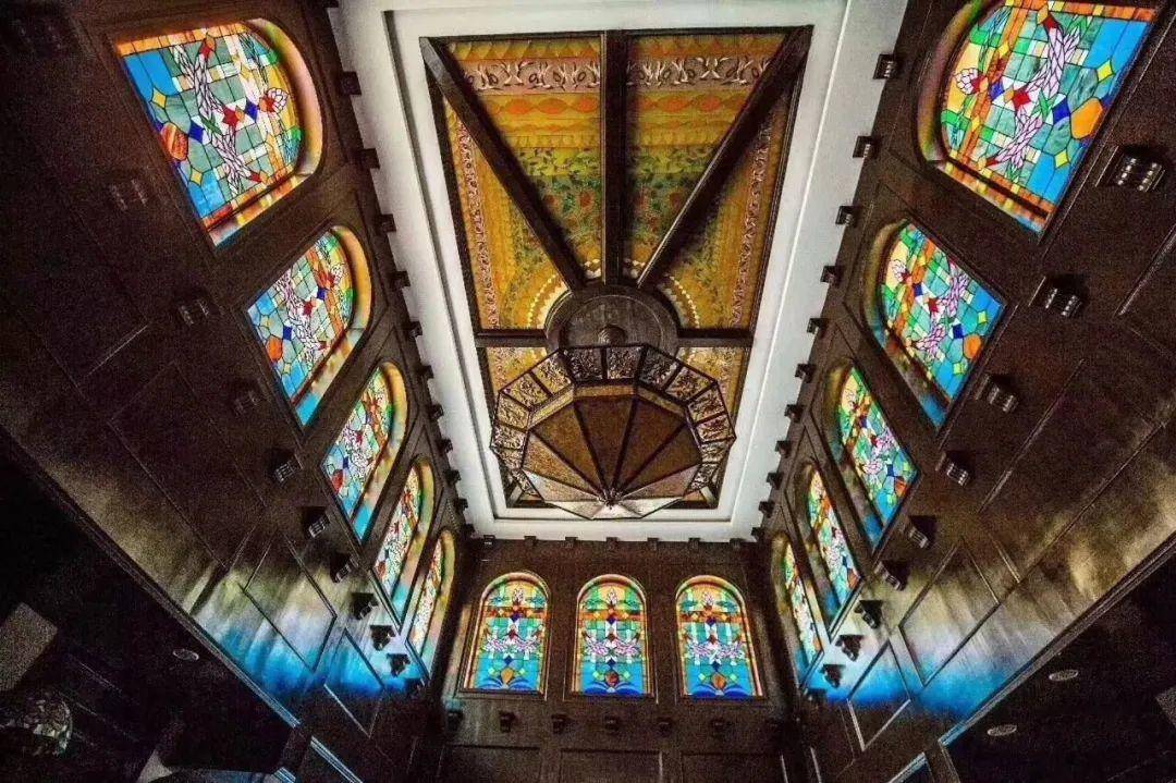 揭秘天价房交易，上海1.5亿豪宅主人现身