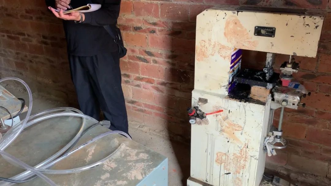 银行员工骗取钱判几年 (漏税1500万被判刑)