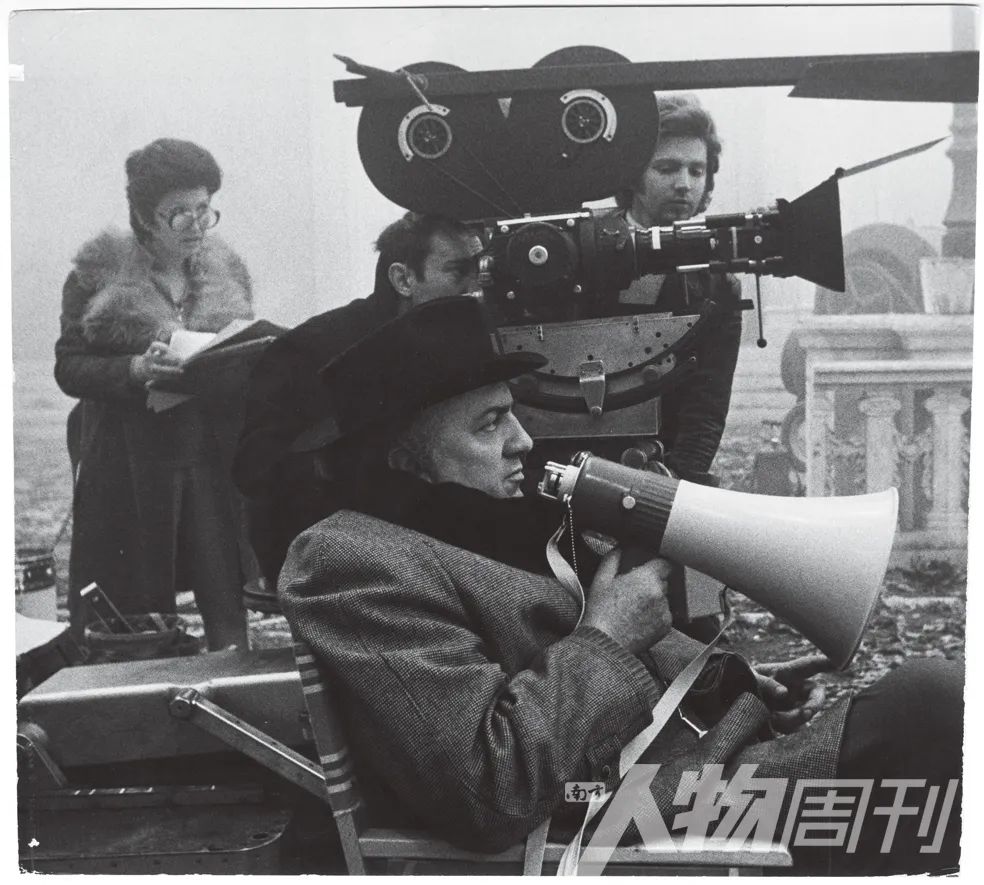 费里尼将梦糅进现实的魔法师|封面人物