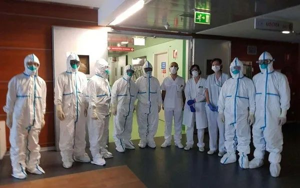意大利死亡超5000！抗疫护士发烧后自杀，医院仿佛人间地狱....