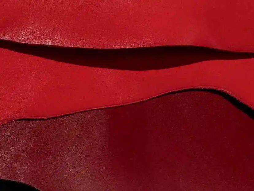 2018年王一博粉红色眼影,王一博雾蓝发同款