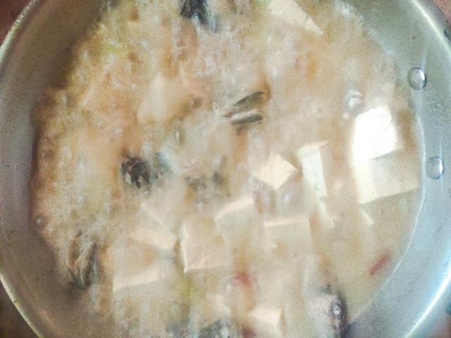 青岛海泊桥海鲜市场梭子蟹,青岛团岛海鲜市场螃蟹价格