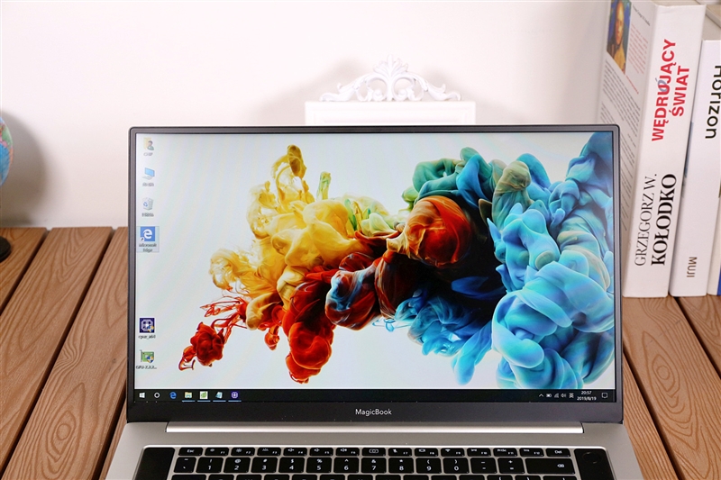 magicbookpro锐龙版显卡最高支持,magicbookpro锐龙版3550h接口