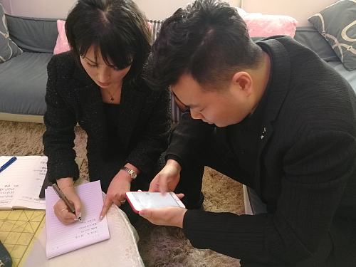 小学生网课前给“吃鸡”账号一天充值8000元，累计1.6万元难退还