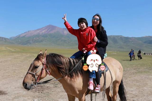 南北疆深度环线8日游,南北疆30天旅游攻略