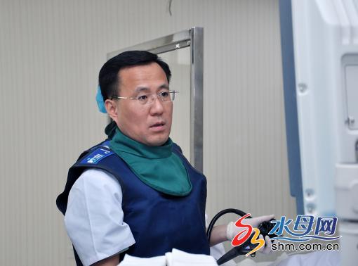 毓璜顶医院消化内科成功开展内镜黏膜下隧道法剥离术,ESTD切除巨大食管早癌6例
