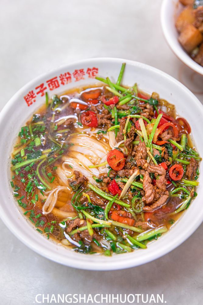 除了一碗米粉长沙人还怎么吃早餐,长沙人的早餐从吃第一碗粉开始