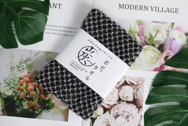 无痛搓泥|日系变态搓澡巾！轻轻搓一搓，泥条劈里啪啦的掉