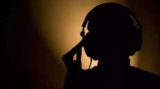 这些“小事”可能是叛国行为