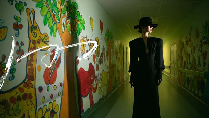 壹周潮话题|木村夫妇结婚20年首秀恩爱，海狸Kaia居家没忘秀身材