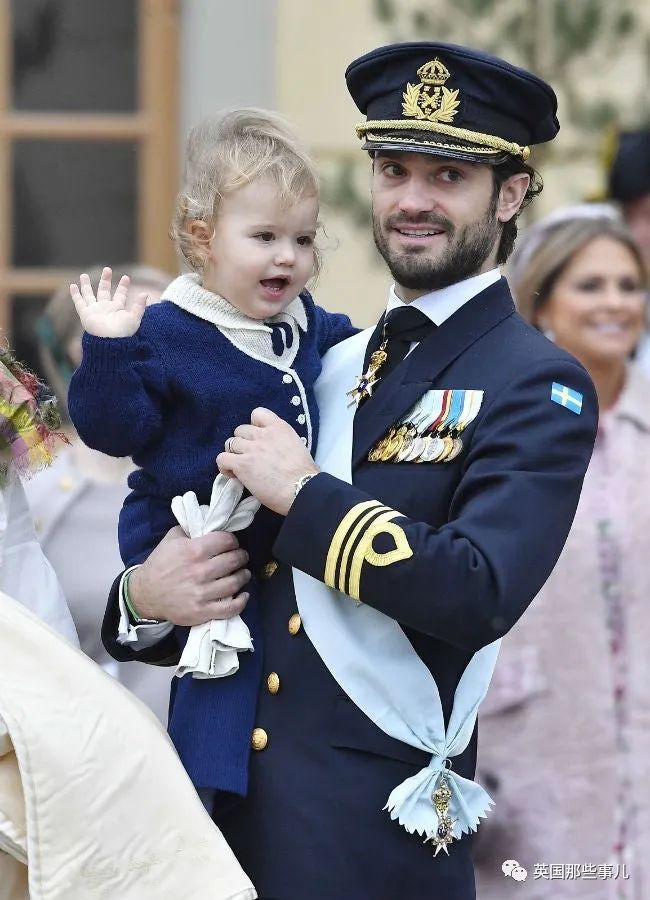 当年嫁入瑞典王室的不雅王妃跑去支援医生！曾不待见的瑞典民众，现在也开始夸了