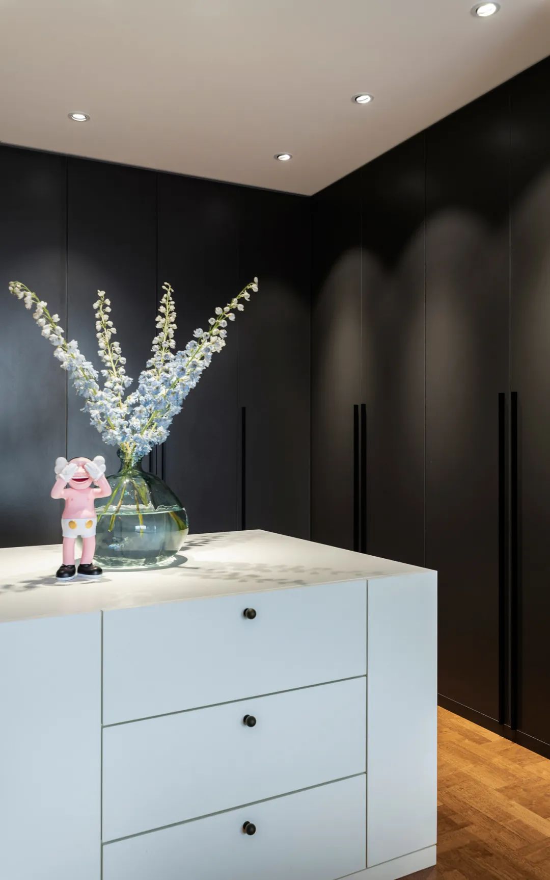 6平米无窗小卧室怎么布置,小平米无窗小卧室