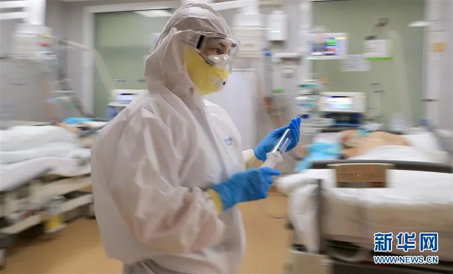 美国累计确诊超250万,美国累计确诊逾120万