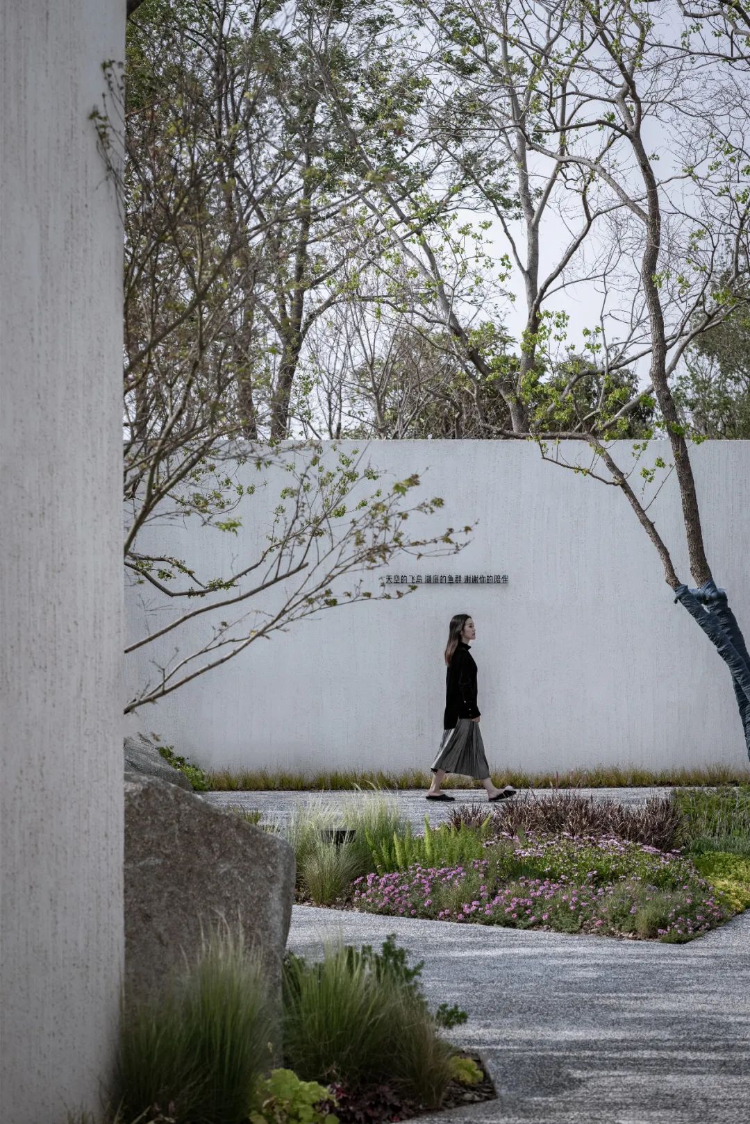 龙湖抚仙湖星空小镇景观设计,抚仙湖星空小镇山顶度假美学馆