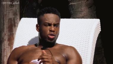 浼犺涓殑杩愬姩瑙嗛,澶氫汉鍥綋杩愬姩