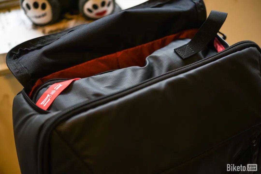 迪卡侬xc骑行背包,迪卡侬骑行背包推荐公路车