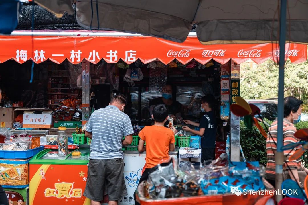 look这是什么牌子的包包,严浩翔说look这是tnt什么舞台