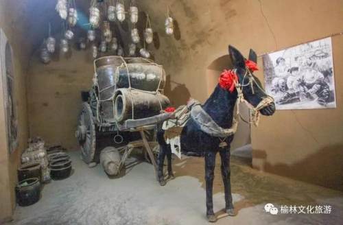 赤牛坬景区表演时间,赤牛坬景区这几天还能去玩吗