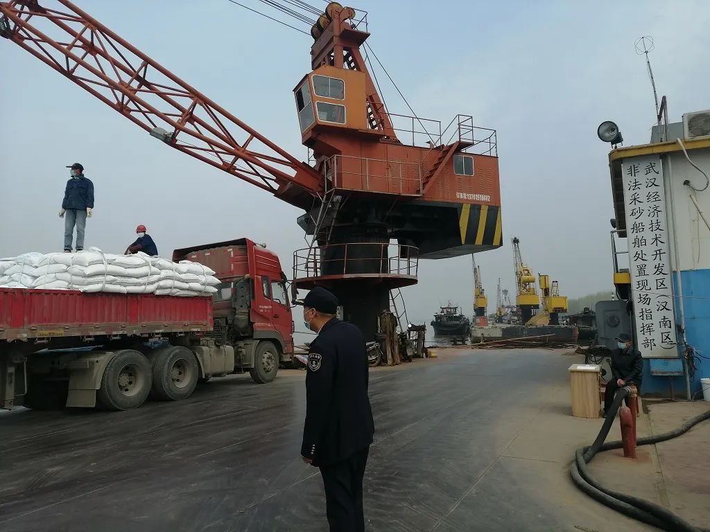 海事春风拂大江——长江海事部门开展“春风行动”服务长江航运高质量发展