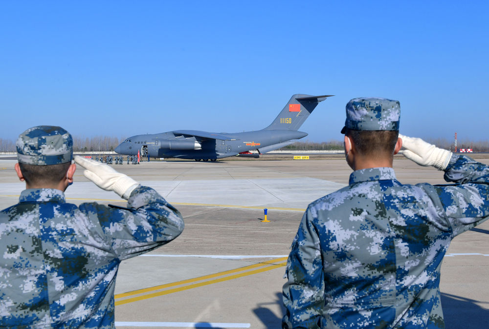 坚持不懈坚决打赢疫情防控阻击战,抗击疫情风雨无阻我们必胜
