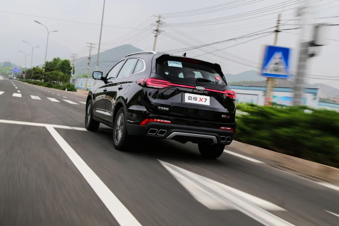 江淮嘉悦x7黑色大气,江淮大众嘉悦X7